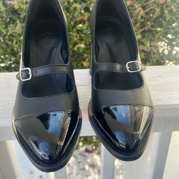 Miss Eliza pump. The office of Angela  Scott. - Picture 3 of 11